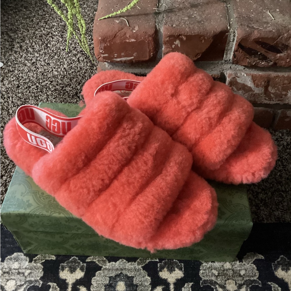 UGG Vibrant Coral Fluffy Slippers